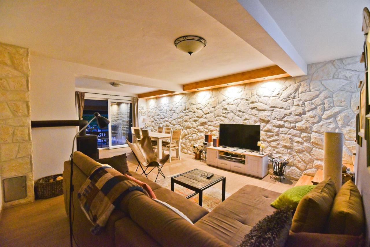 Holiday Home Taras Smilcic Kültér fotó
