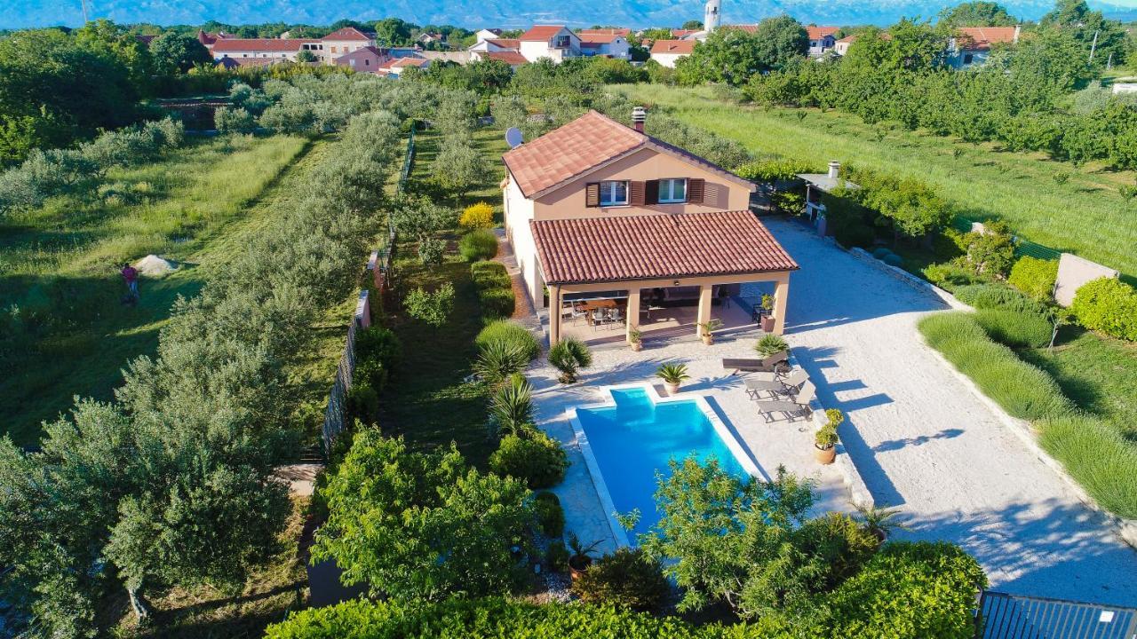 Holiday Home Taras Smilcic Kültér fotó